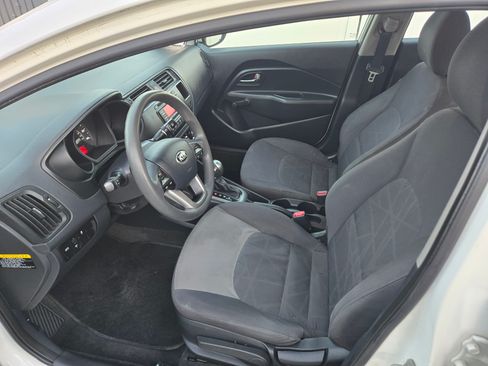 Used 2013 Kia Rio LX image 9