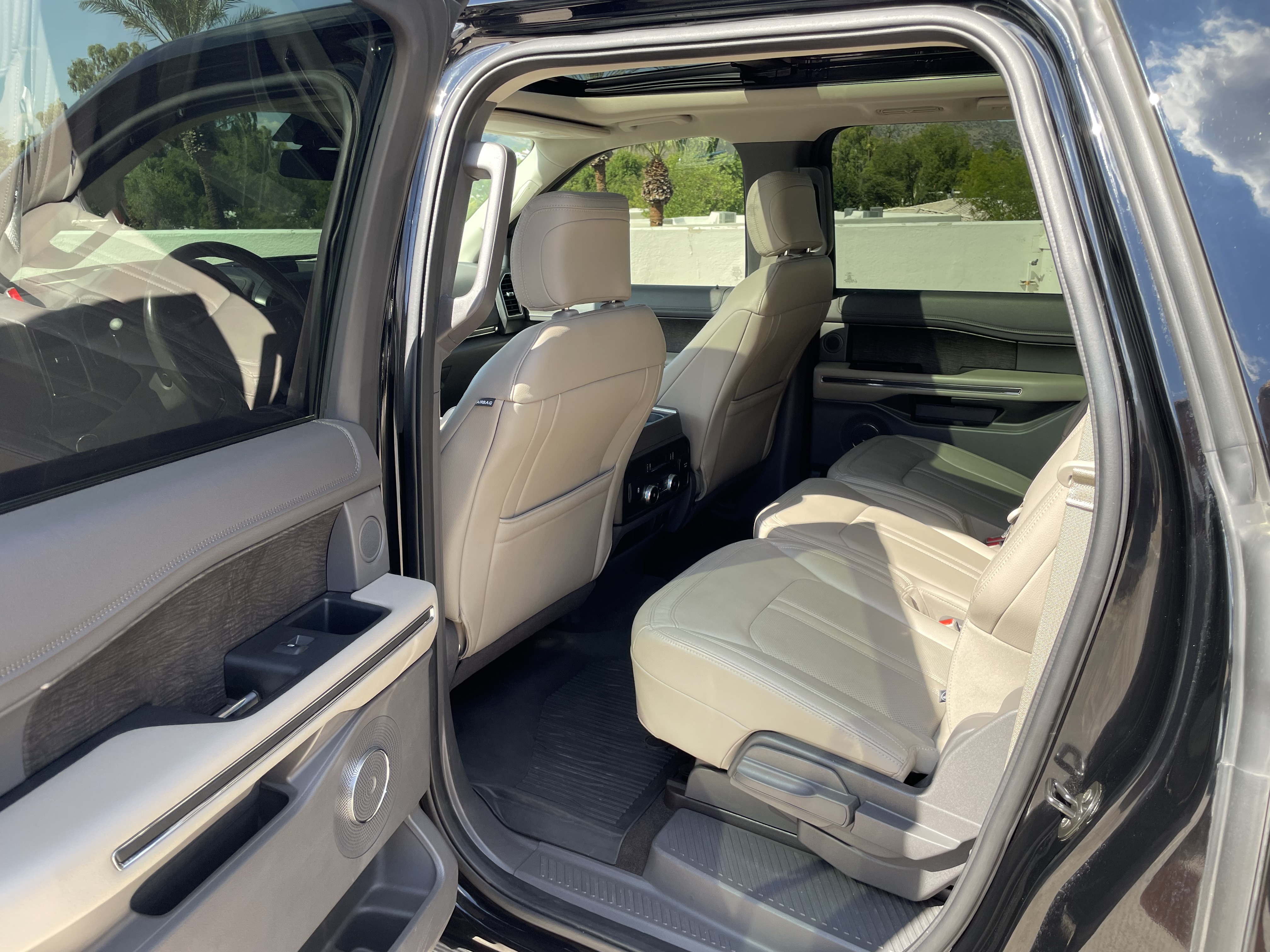 Used 2018 Ford Expedition Max Limited w/ Equipment Group 302A AWD/4WD image 15