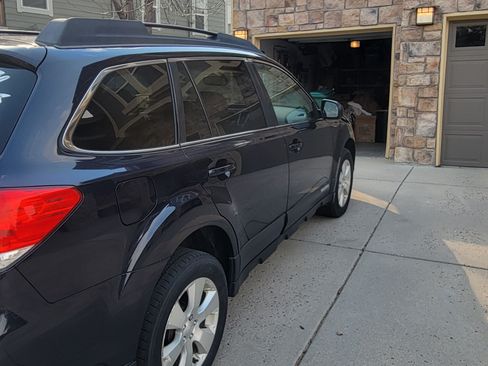 Used 2012 Subaru Outback 3.6R Limited w/ Moonroof Pkg image 6