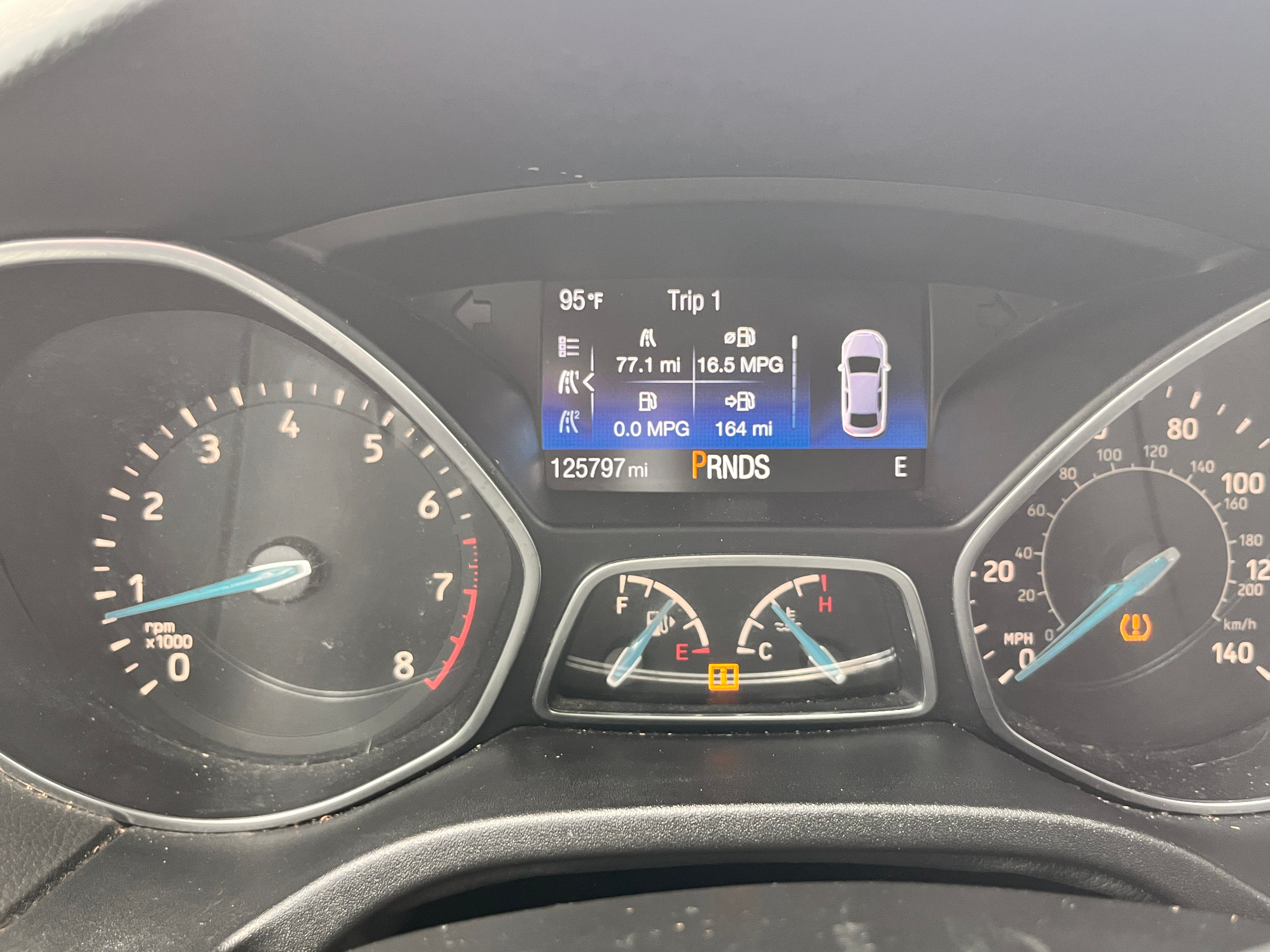 Used 2015 Ford Focus SE w/ Equipment Group 201A FWD image 10