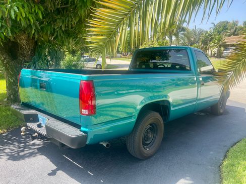 Used 1993 Chevrolet Silverado 1500 2WD Regular Cab image 5