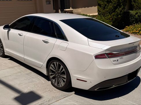 Used 2018 Lincoln MKZ Reserve w/ Technology Package FWD image 8