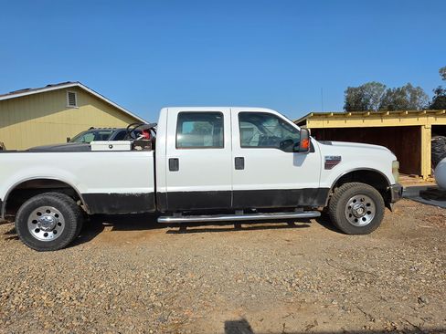 Used 2008 Ford F250 XLT AWD/4WD image 1