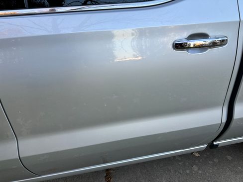 Used 2019 Chevrolet Silverado 1500 LTZ w/ LTZ Convenience Package image 24