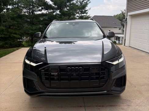 Used 2022 Audi Q8 Premium Plus w/ Premium Plus Package AWD/4WD image 4