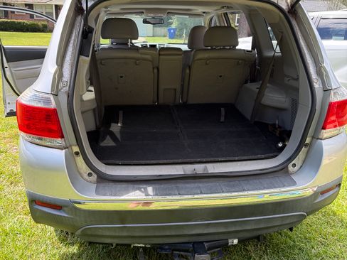Used 2013 Toyota Highlander Limited image 13
