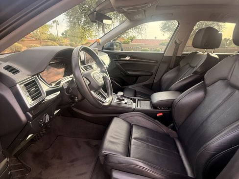 Used 2019 Audi Q5 2.0T Premium Plus w/ Premium Plus Package AWD/4WD image 21