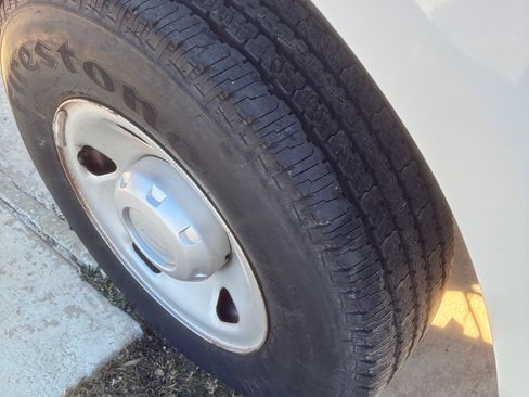 Used 2009 Ford F250 XL image 14