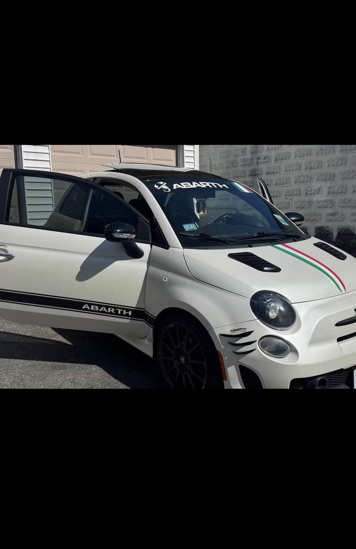 Used 2017 FIAT 500 Abarth w/ Popular Equipment Package FWD image 4