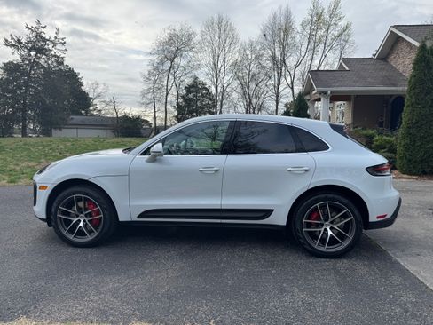 Used 2022 Porsche Macan S image 2