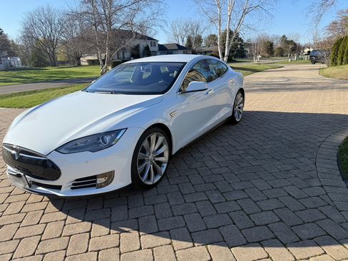 Used 2014 Tesla Model S image 5