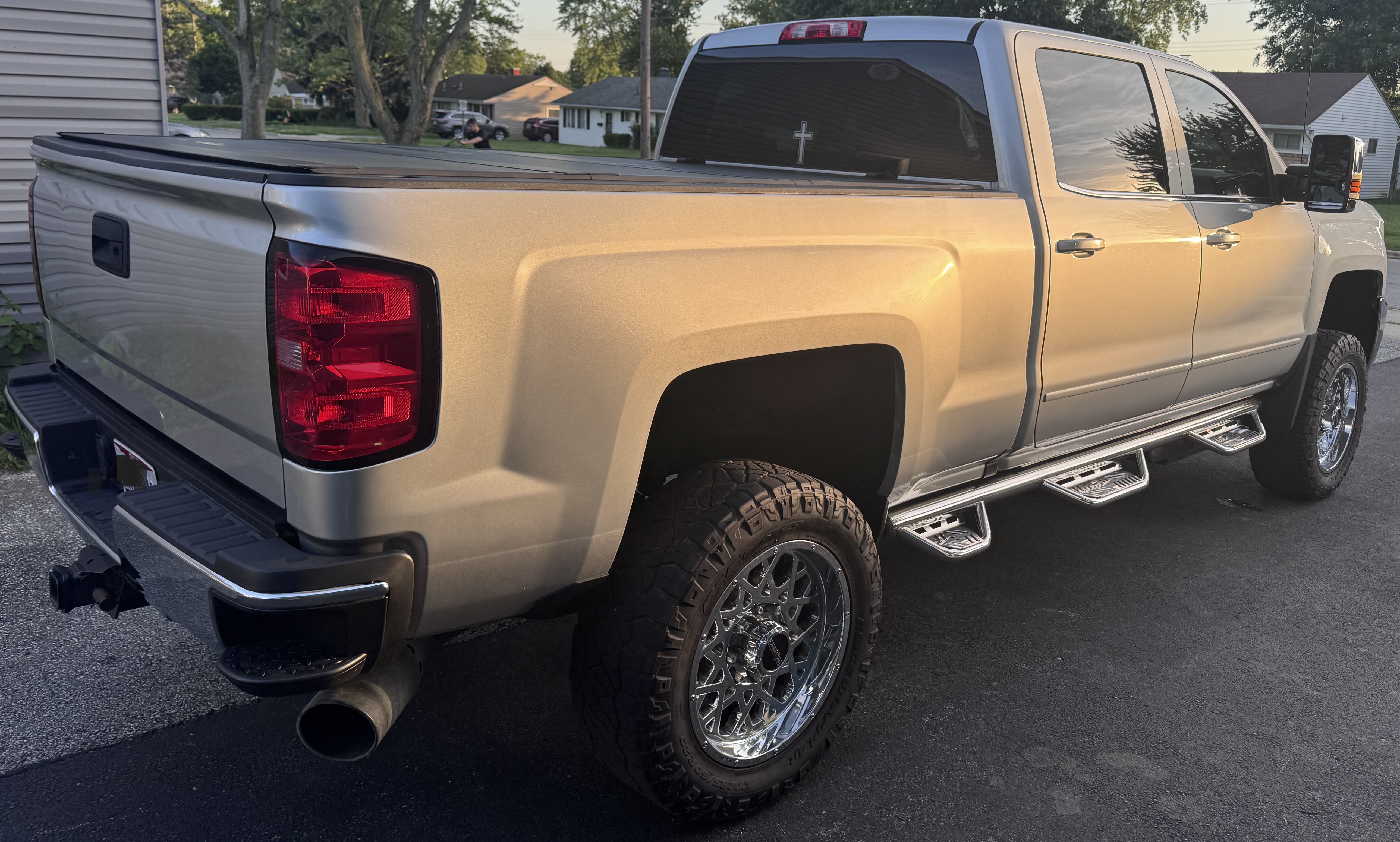 Used 2017 Chevrolet Silverado 2500 LT w/ LT Fleet Convenience Package AWD/4WD image 4