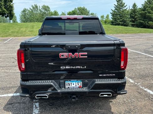 Used 2024 GMC Sierra 1500 Denali AWD/4WD image 8