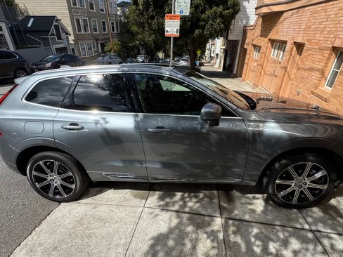Used 2019 Volvo XC60 T6 Inscription AWD/4WD image 5