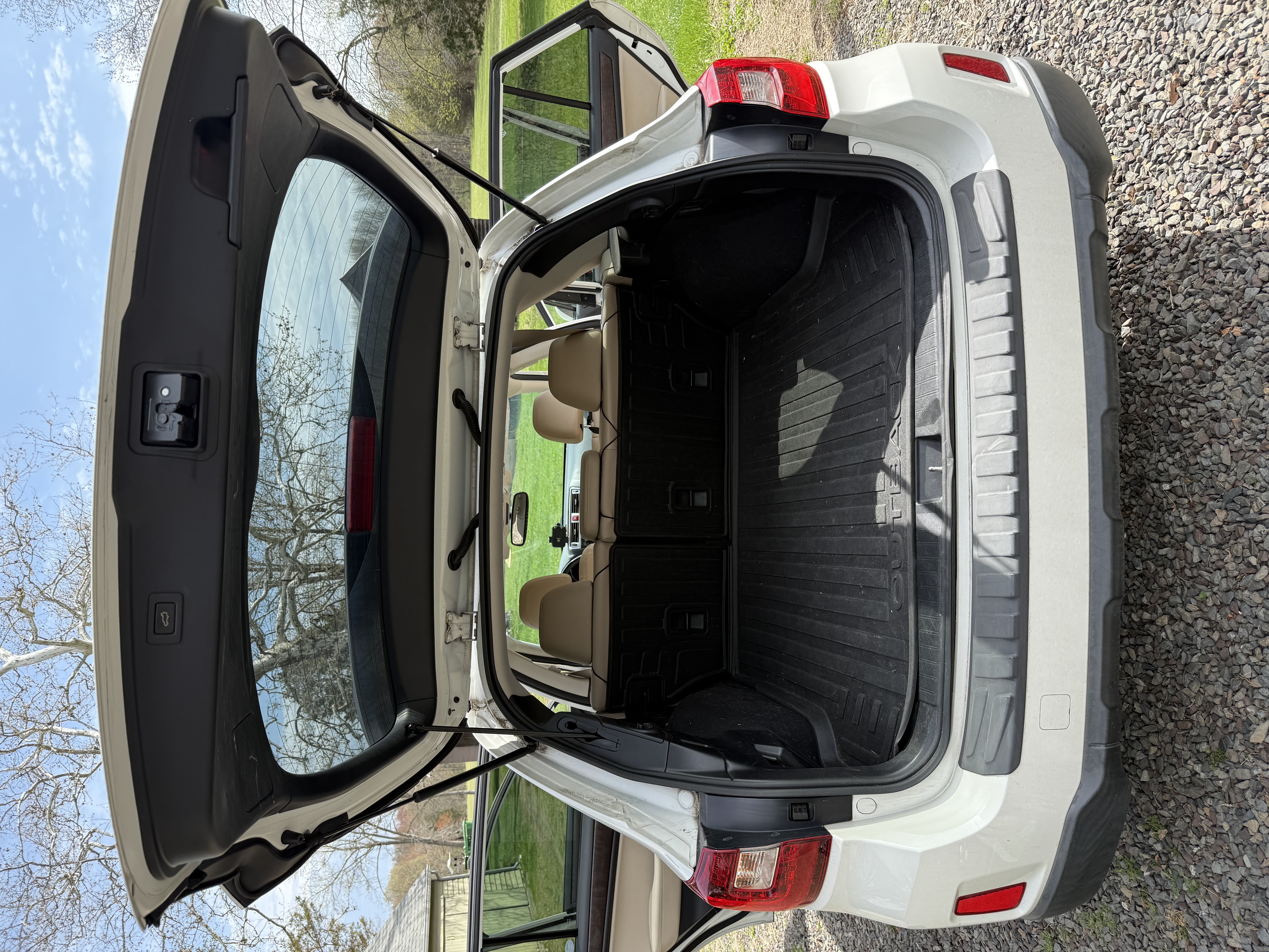 Used 2016 Subaru Outback 3.6R Limited AWD/4WD image 4