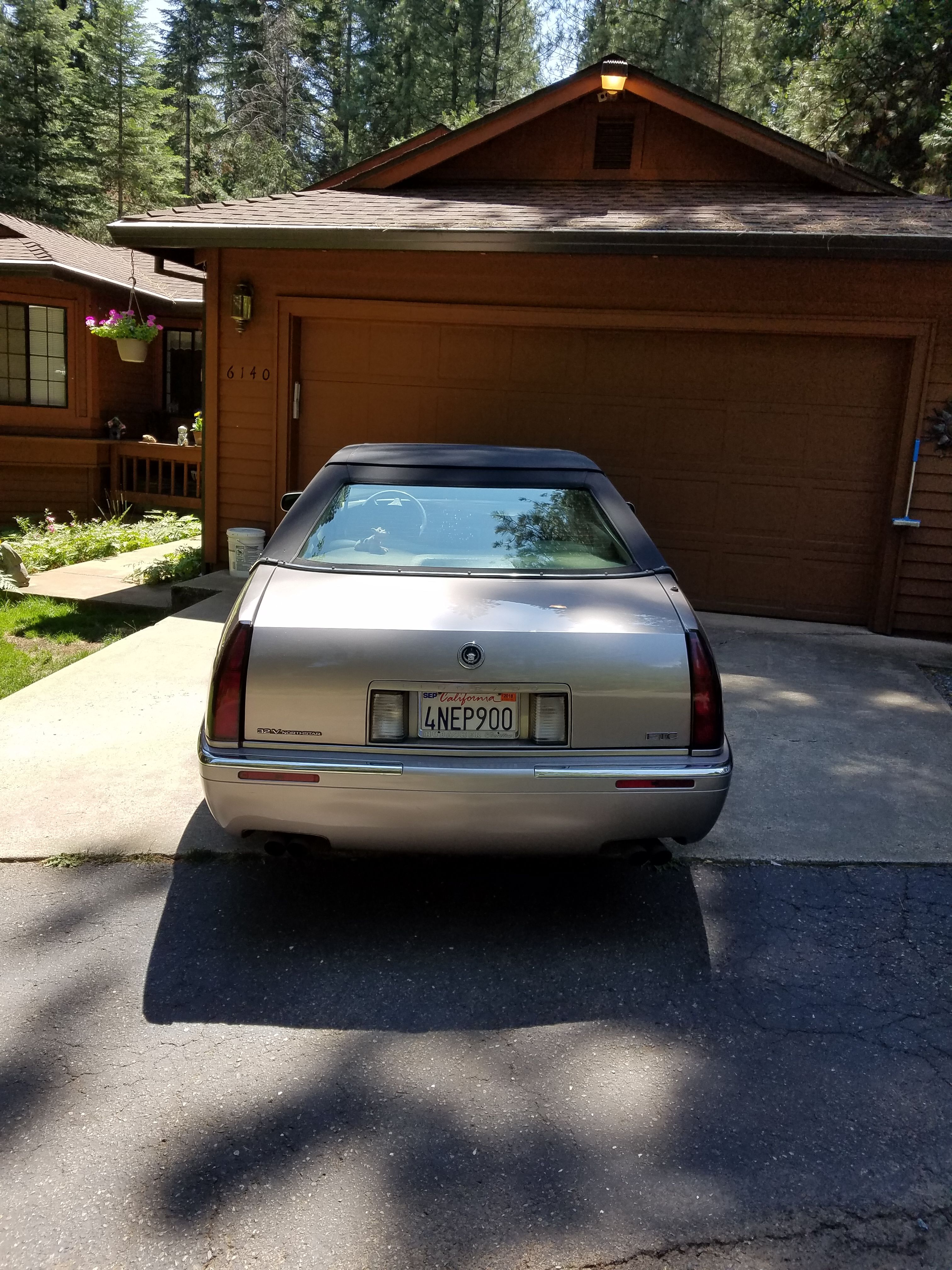 Used 1997 Cadillac Eldorado Touring FWD image 12