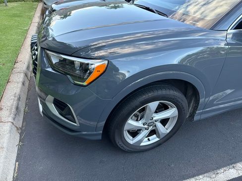 Used 2020 Audi Q3 2.0T Premium w/ Convenience Package AWD/4WD image 12