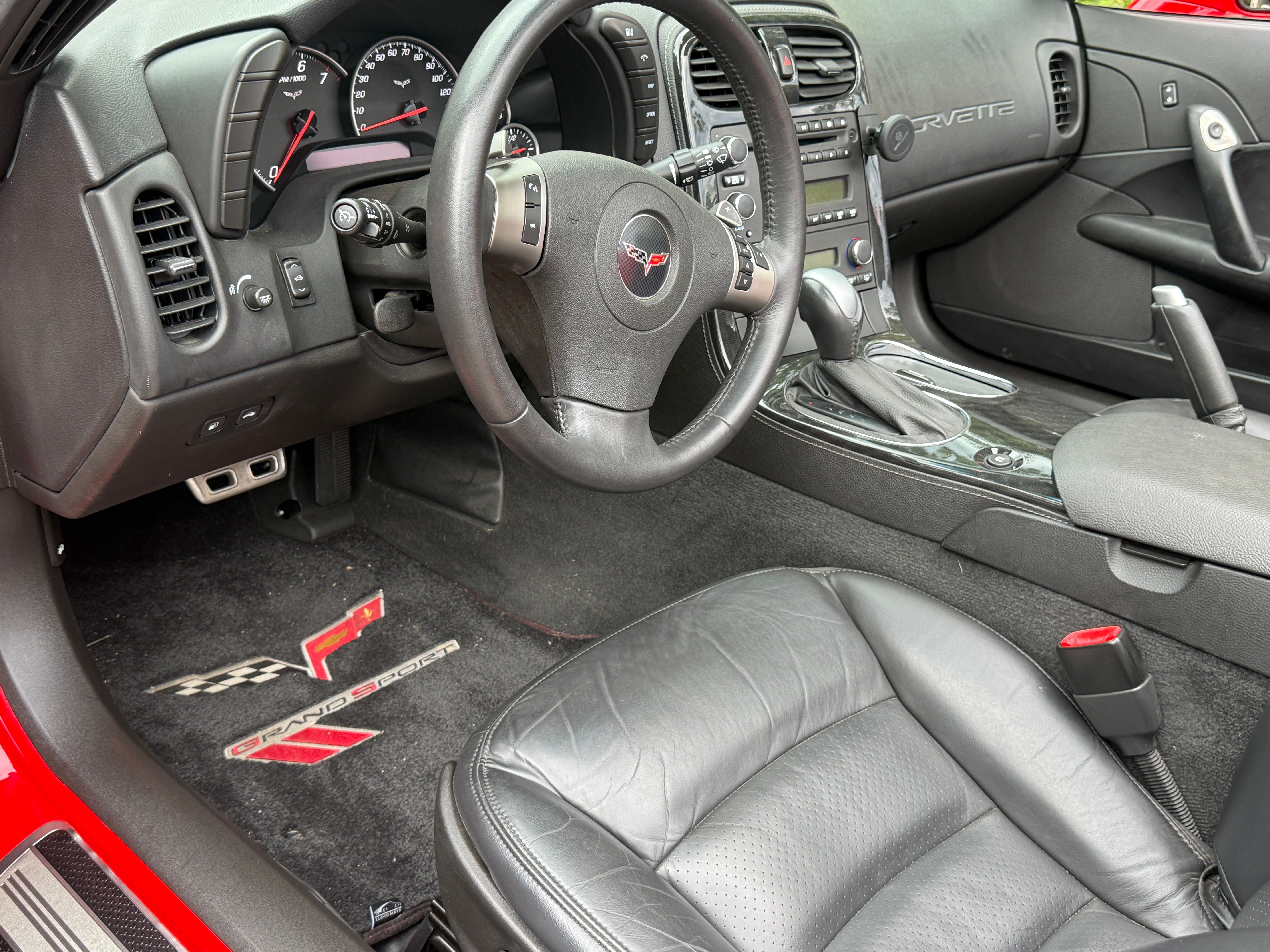 Used 2010 Chevrolet Corvette Grand Sport w/ Preferred Equipment Group RWD image 12