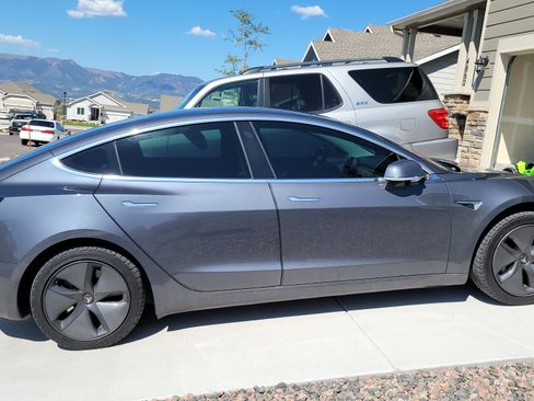 Used 2018 Tesla Model 3 Long Range image 5