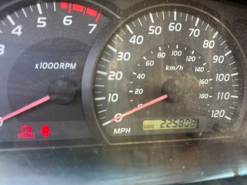 Used 2005 Toyota Tundra Limited RWD image 6
