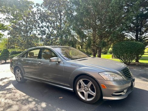 Used 2010 Mercedes-Benz S 550 4MATIC image 14