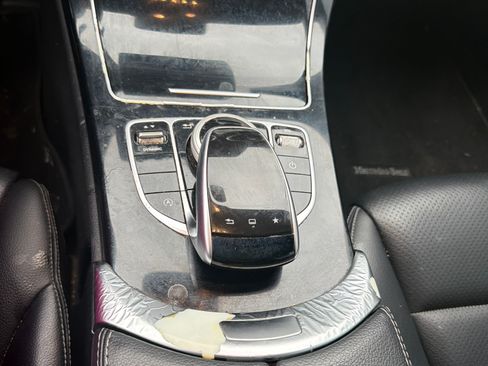 Used 2016 Mercedes-Benz C 300 Sedan image 19