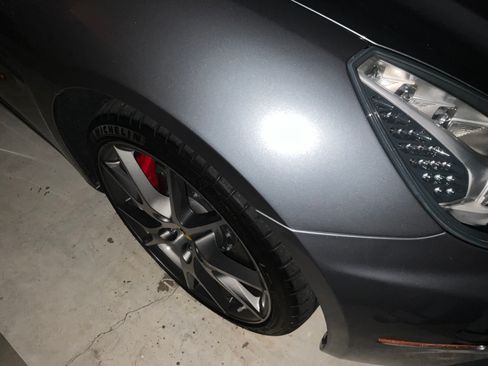 Used 2012 Ferrari California image 9