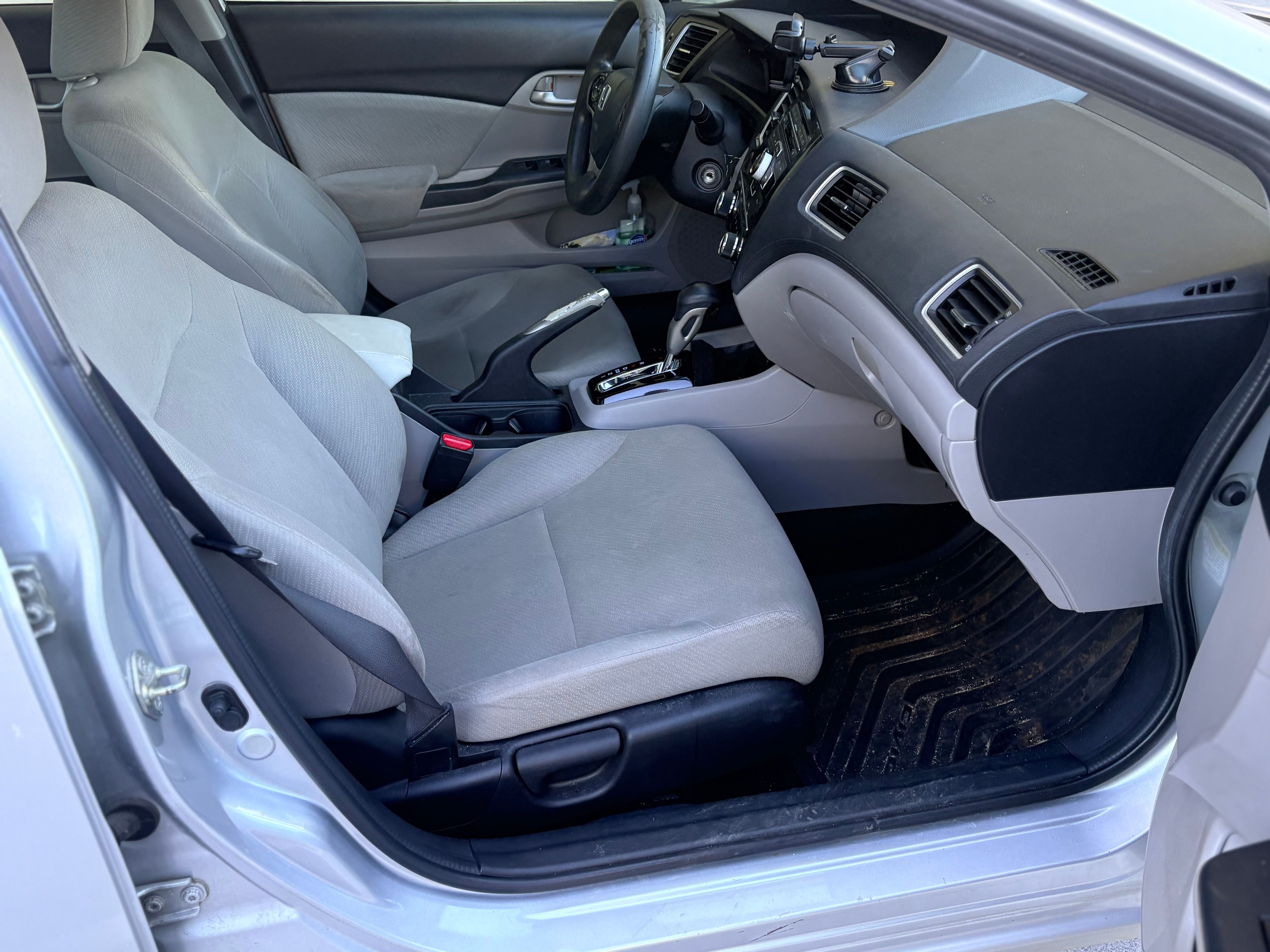 Used 2013 Honda Civic LX image 5