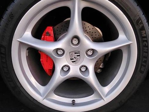 Used 2002 Porsche 911 Cabriolet image 8