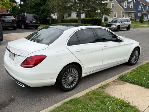 Used 2016 Mercedes-Benz C 300 4MATIC Sedan image 6