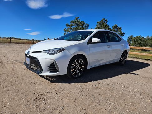 Used 2019 Toyota Corolla SE image 4