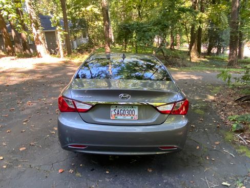 Used 2013 Hyundai Sonata GLS w/ Popular Equipment Pkg FWD image 9