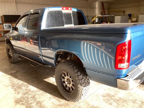 Used 2005 Dodge Ram 3500 Truck SLT w/ Quad Cab Big Horn Value Group image 5