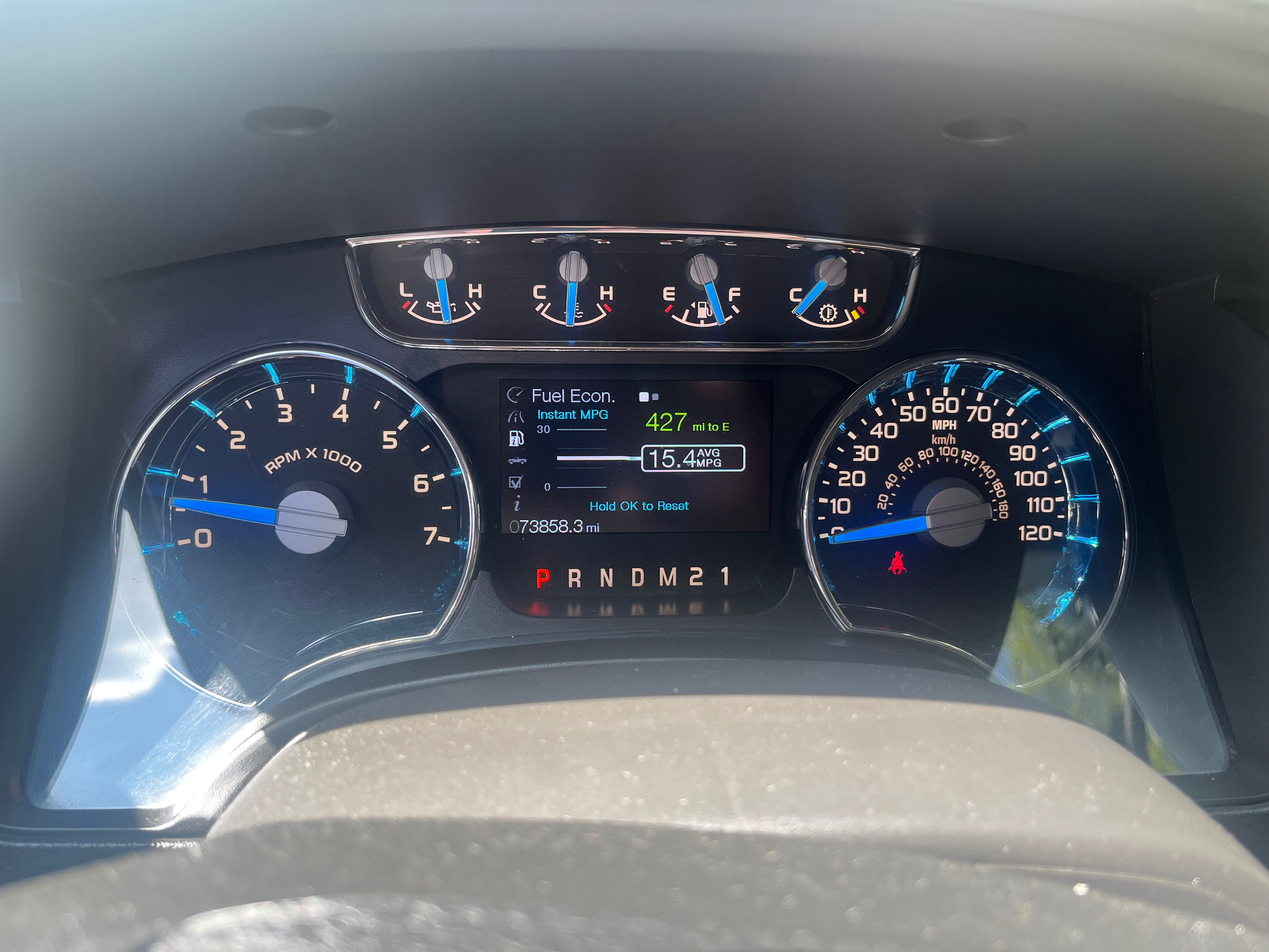 Used 2014 Ford F150 Lariat w/ Equipment Group 502A Luxury AWD/4WD image 12