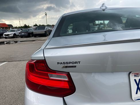 Used 2017 BMW M240i xDrive Coupe AWD/4WD image 8