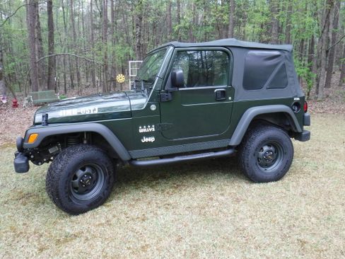 Used 2005 Jeep Wrangler X w/ Willys Edition Group image 1