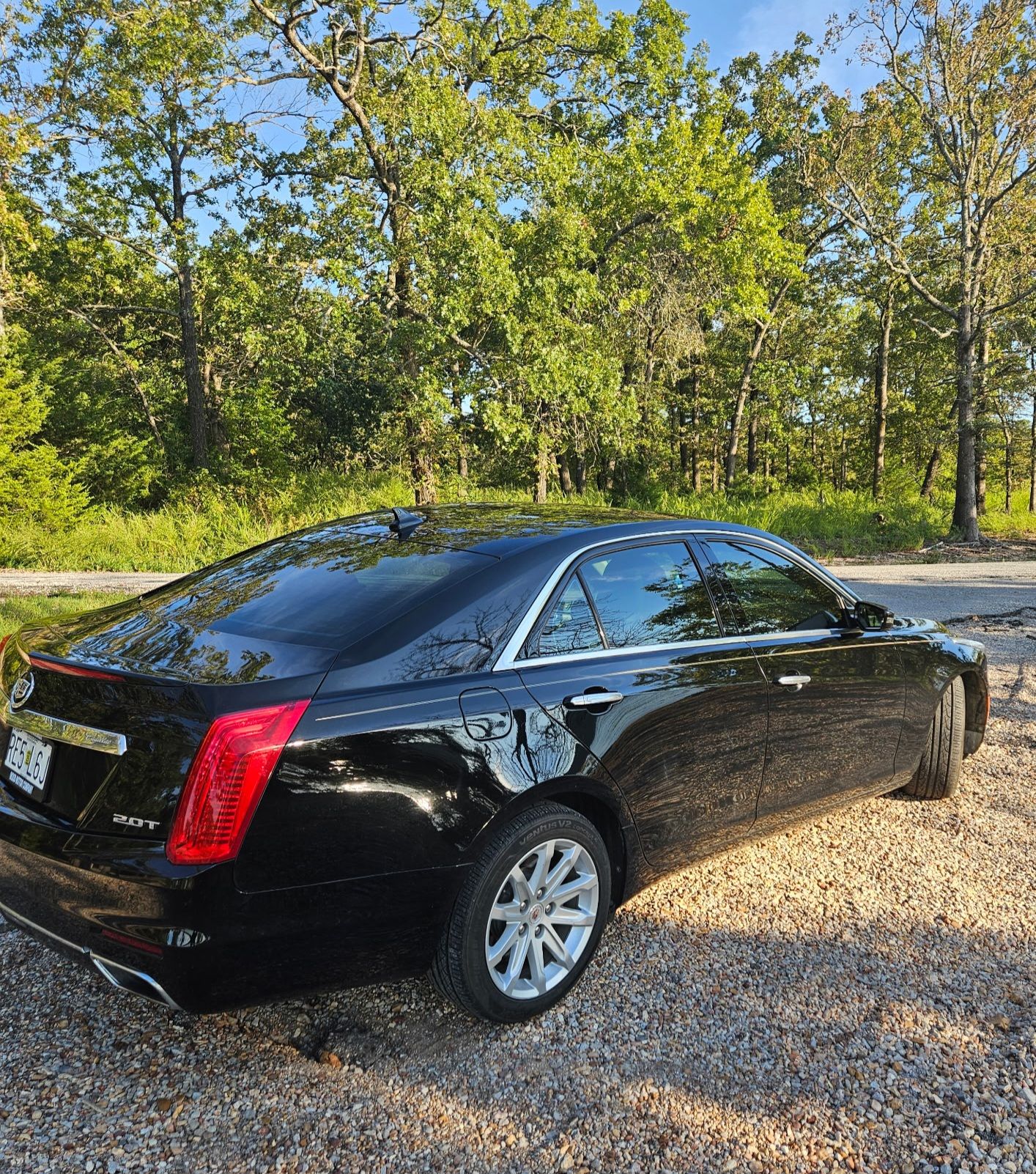 Used 2014 Cadillac CTS Sedan RWD image 2