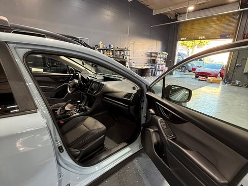 Used 2019 Subaru Crosstrek 2.0i Premium image 10