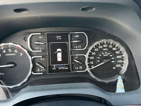 Used 2020 Toyota Tundra SR5 image 15