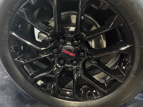 Used 2026 GMC Yukon Denali w/ Sun & Power Step Package AWD/4WD image 6
