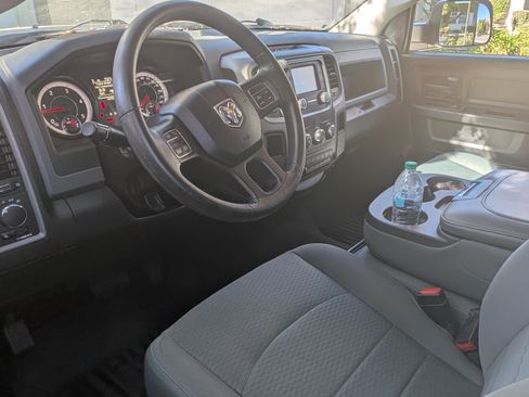 Used 2016 RAM 3500 Tradesman w/ Chrome Appearance Group image 9