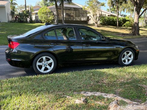 Used 2014 BMW 320i Sedan image 6