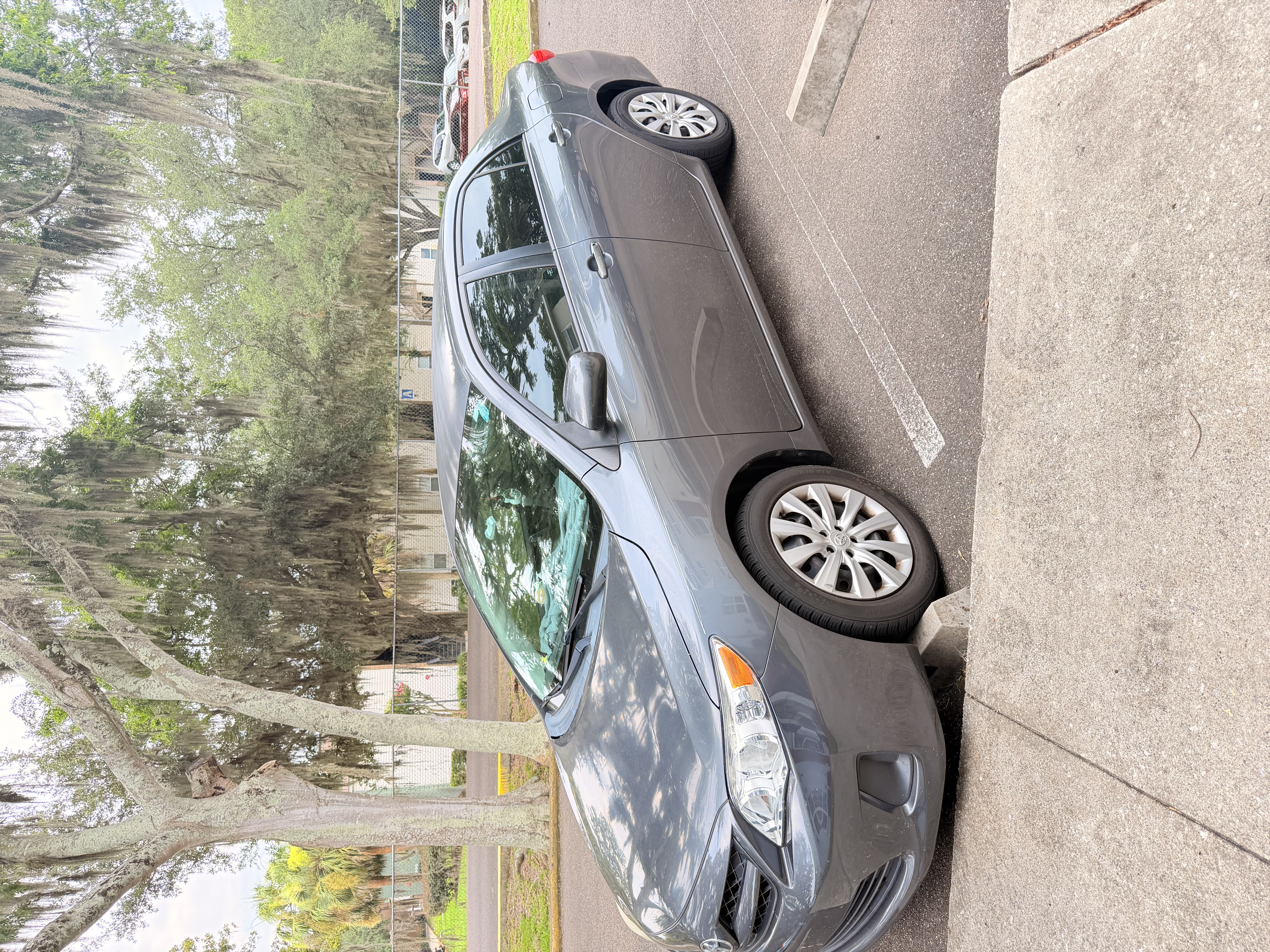 Used 2012 Toyota Corolla LE FWD image 4