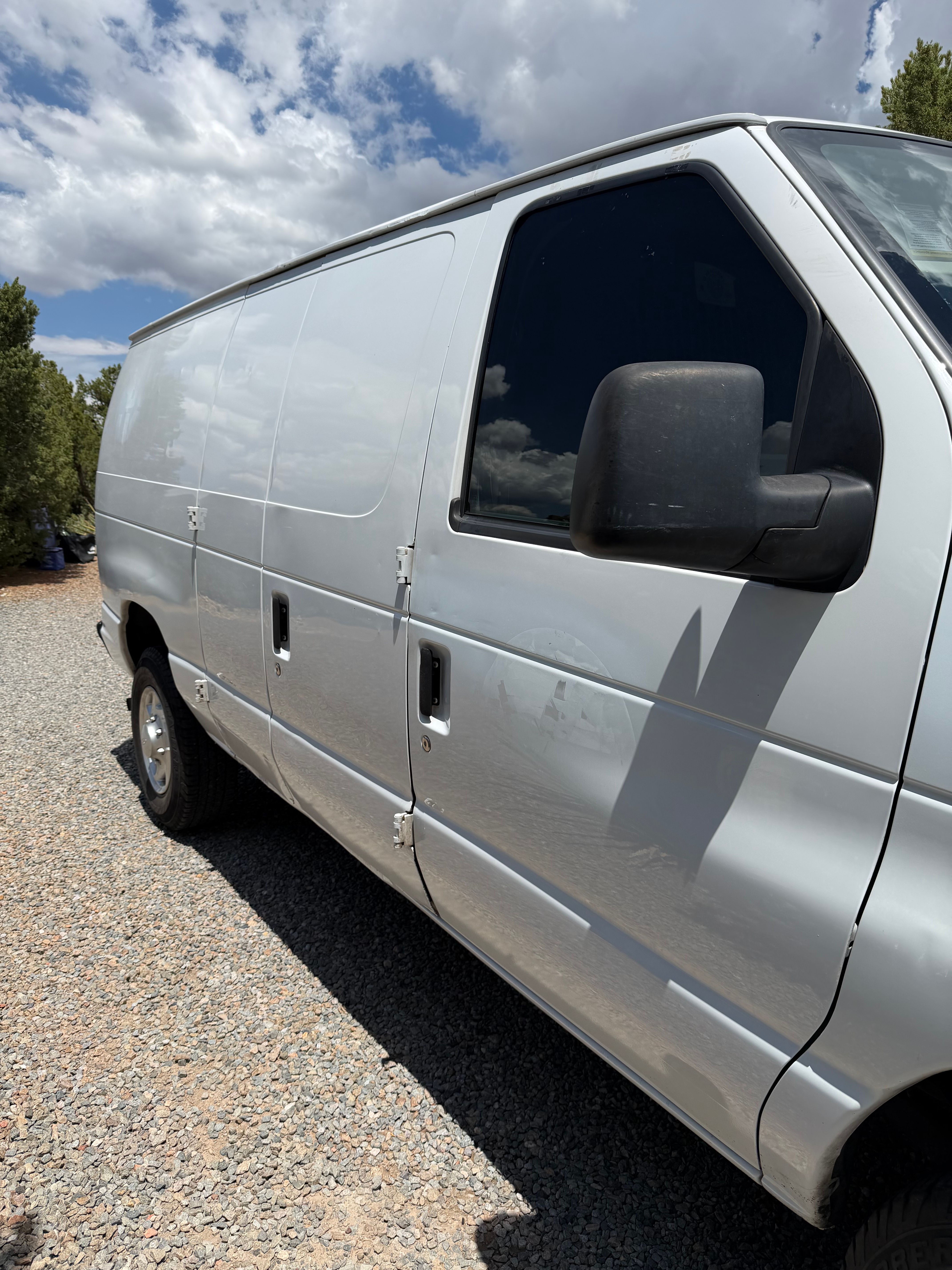 Used 2013 Ford E-250 and Econoline 250 w/ PWR Group RWD image 2