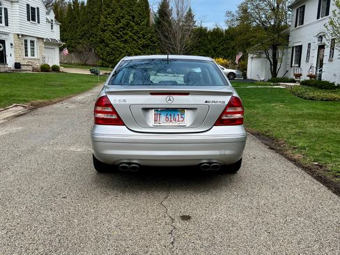 Used 2005 Mercedes-Benz C 55 AMG Sedan image 4