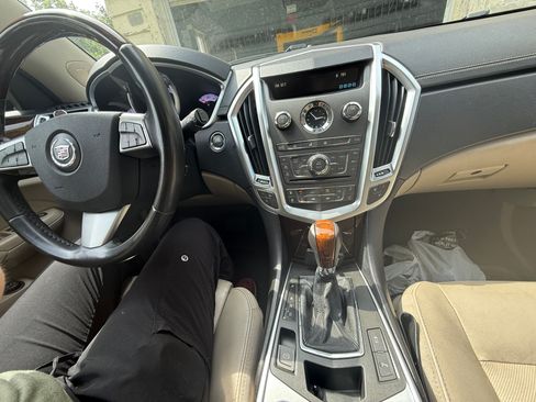 Used 2010 Cadillac SRX Performance image 4