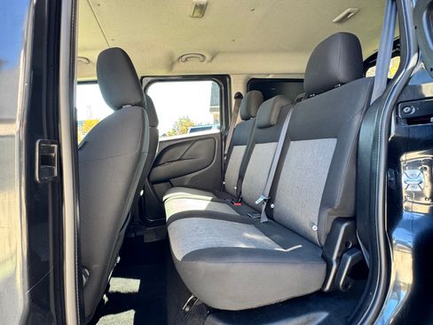 Used 2019 RAM ProMaster City SLT w/ Popular Equipment Group image 5