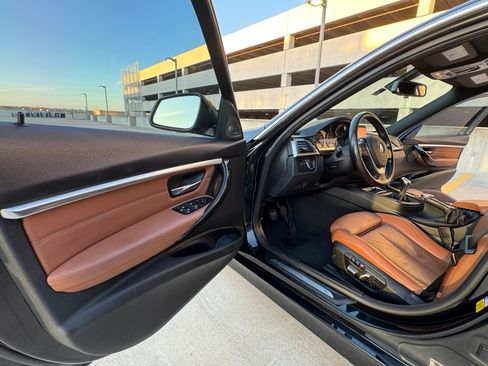 Used 2017 BMW 340i Sedan image 12