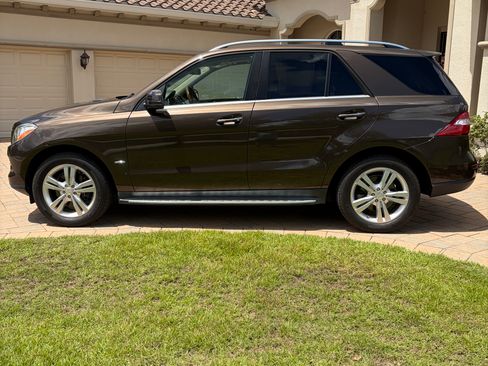 Used 2012 Mercedes-Benz ML 350 4MATIC image 4