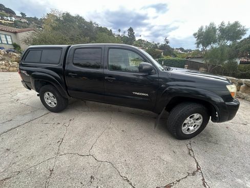 Used 2008 Toyota Tacoma 4x4 Double Cab w/ TRD Off-Road Pkg #1 image 4
